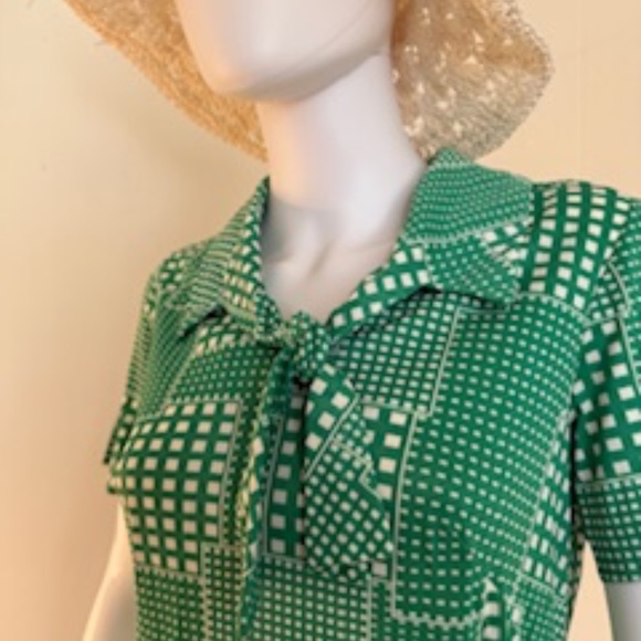 Vintage Arnel Green Geo Print, Two-Piece, Zip Top, Elastic Skirt, Women-made - Picture 3 of 10